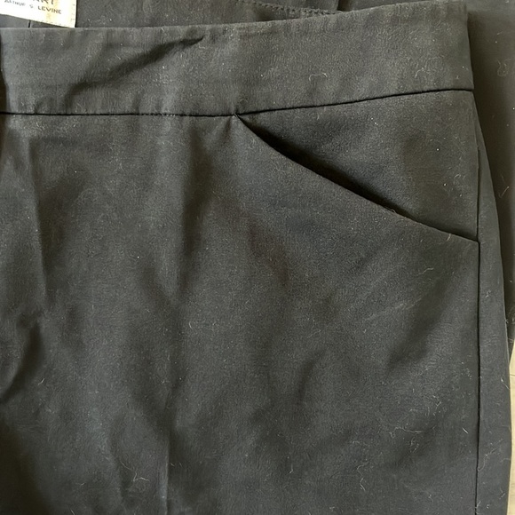 Tahari Arthur S. Levine dress pants Black mid rise flare leg NWOT Size 16 - Picture 5 of 11